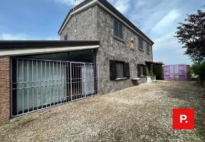 Villa in vendita a Caserta - foto 1