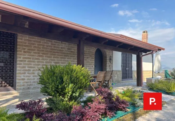 Villa in vendita a Ruviano - foto 1