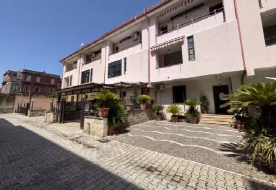 Villa in vendita a Caserta, Centro - foto 1