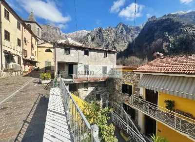 Casa Indipendente in vendita a Massa, Berg... - foto 2