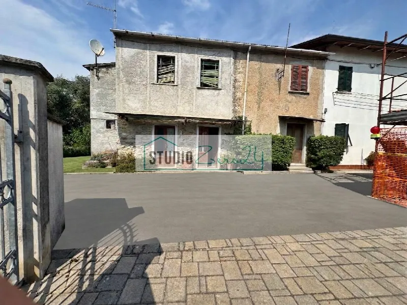 Casa Indipendente in vendita a Montignoso - foto 1