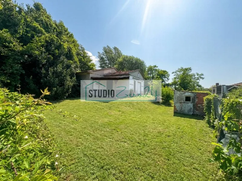 Villa in vendita a Massa, Marina Di Massa - foto 1