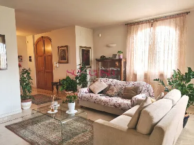Villa in vendita a Grosseto, Centro, semic... - foto 1