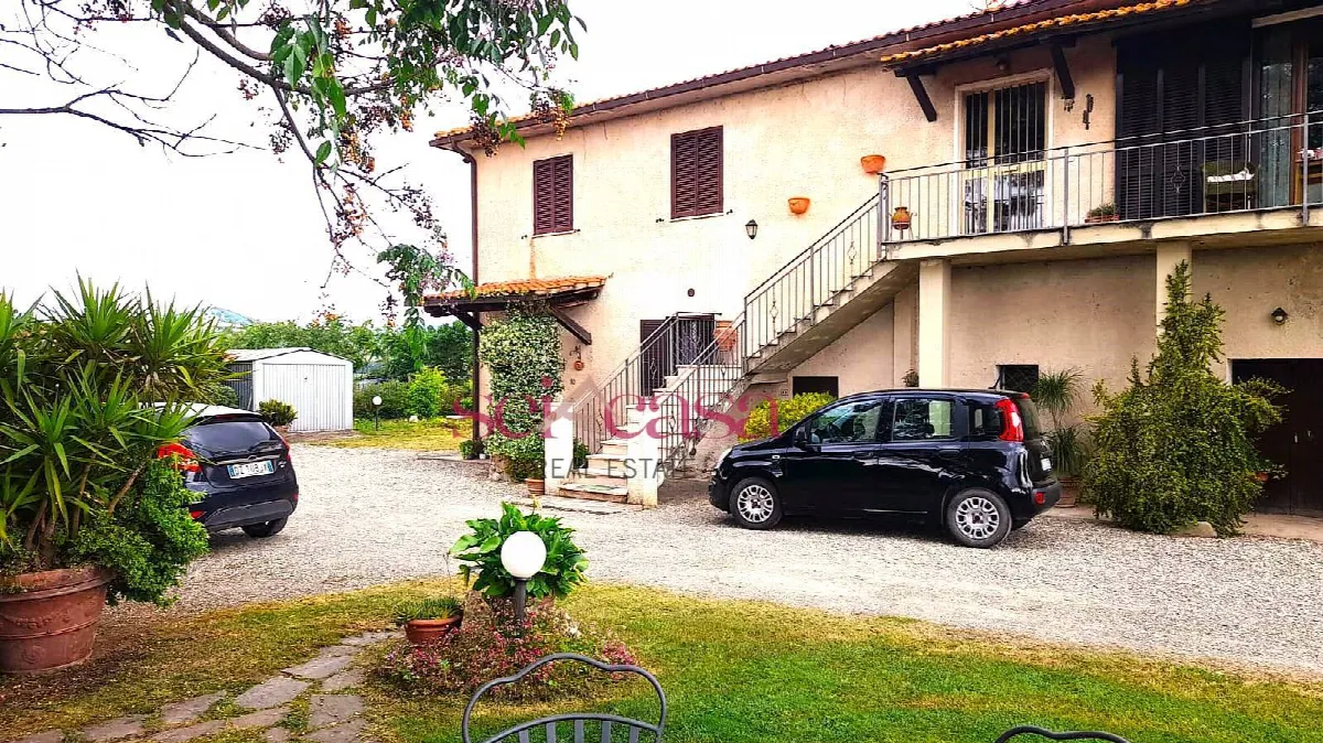 Rustico/Casale in vendita a Campagnatico - foto 2