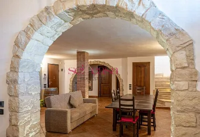 Villa in vendita a Grosseto, Centro, semic... - foto 1