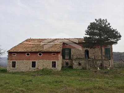 Rustico/Casale in vendita a Riccia - foto 1