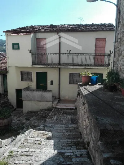 Villa in vendita a Lucito - foto 1