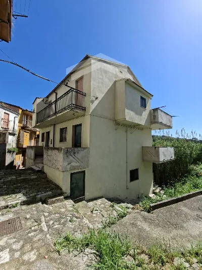 Villa in vendita a Lucito - foto 2