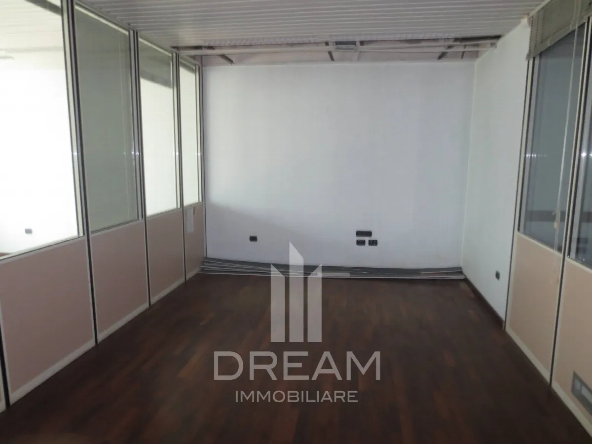 Ufficio in vendita a Cagliari, Centro - foto 5