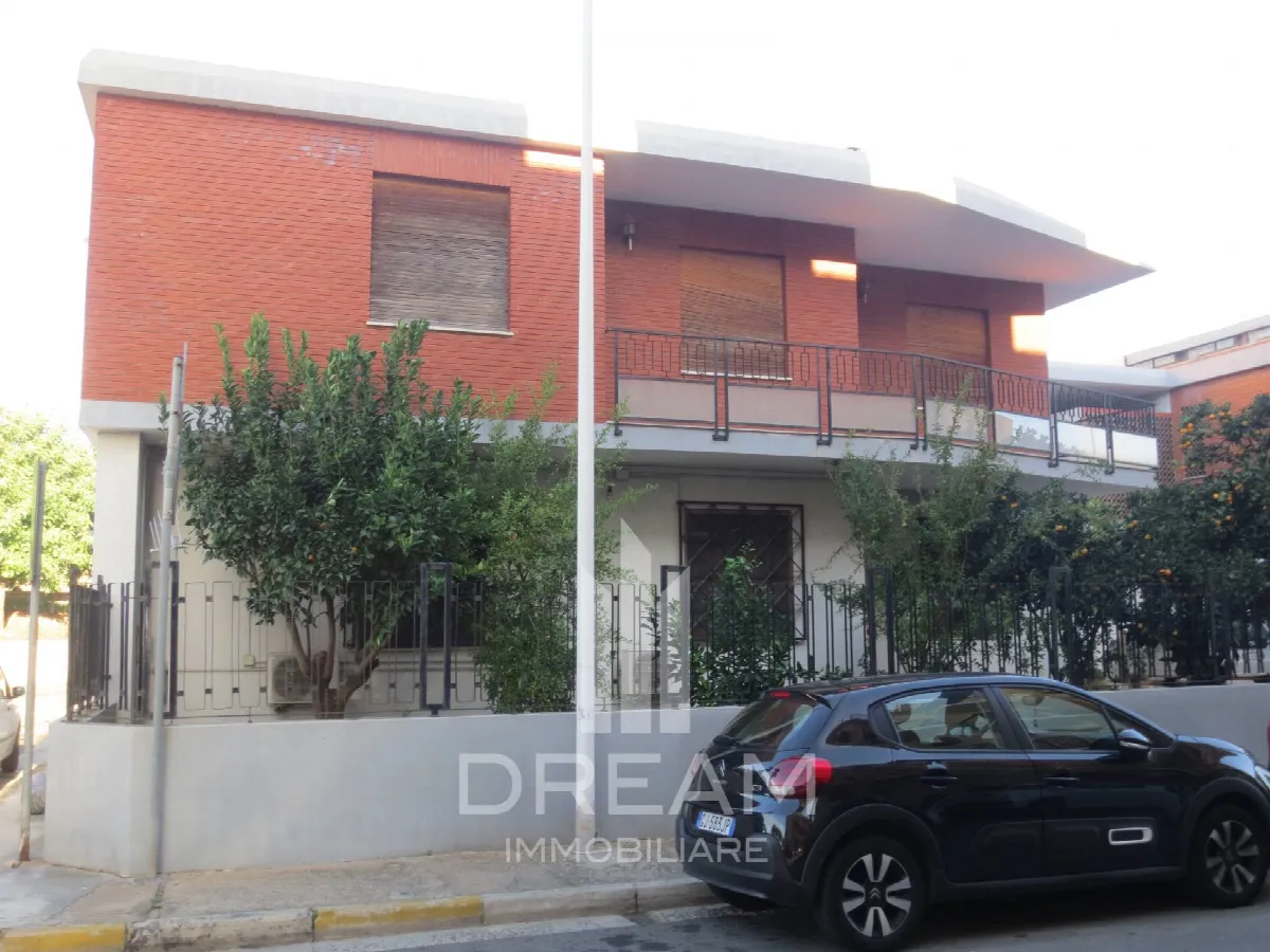 Casa Indipendente in vendita a Quartu Sant'Elena - foto 2