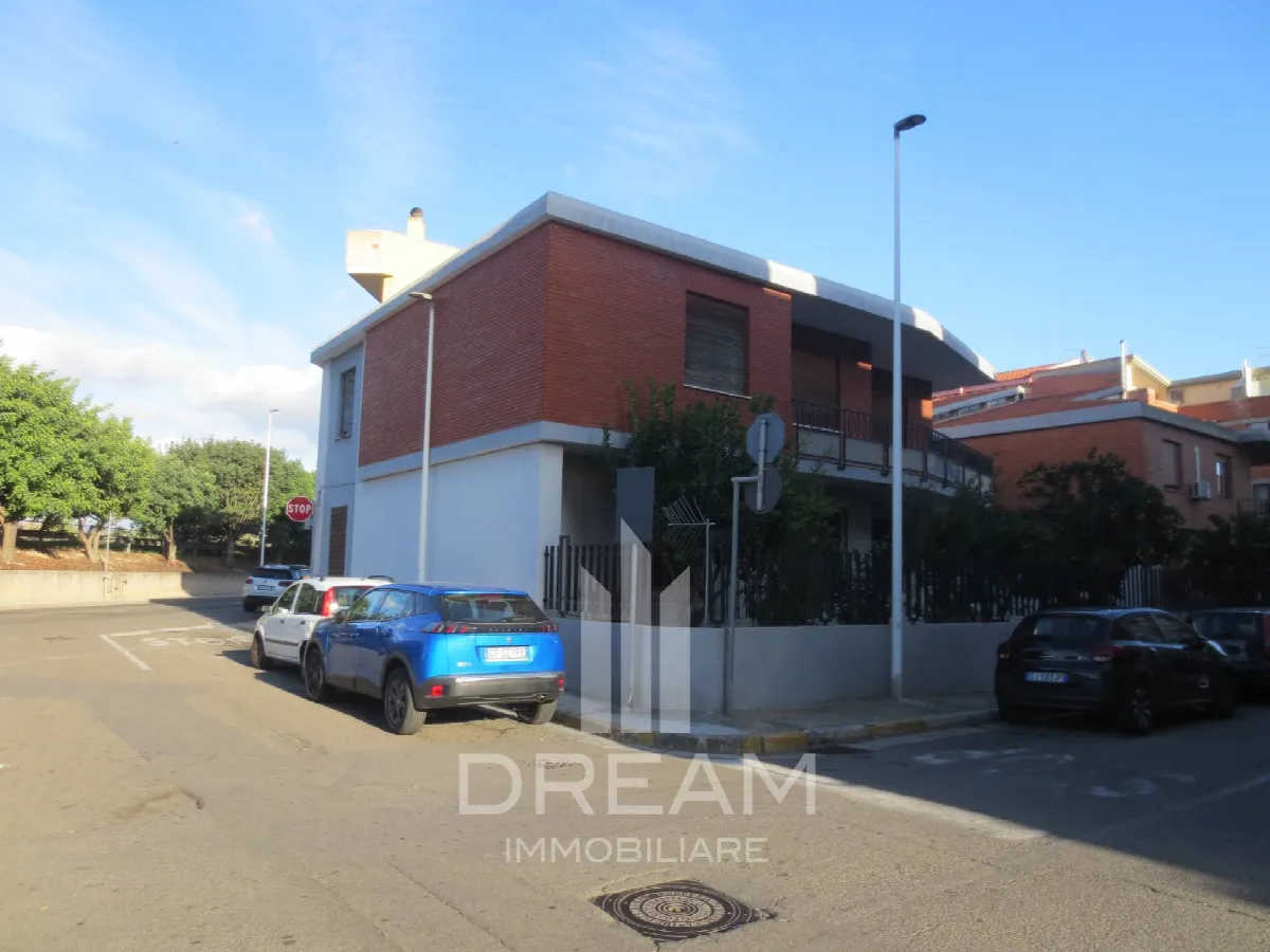 Casa Indipendente in vendita a Quartu Sant'Elena - foto 3