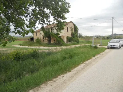 Rustico/Casale in vendita a Controguerra - foto 2