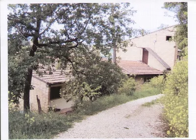 Rustico/Casale in vendita a Carassai - foto 3
