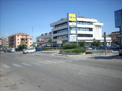 Ufficio in vendita a San Benedetto del Tro... - foto 2