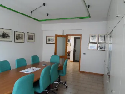 Ufficio in vendita a San Benedetto del Tro... - foto 4