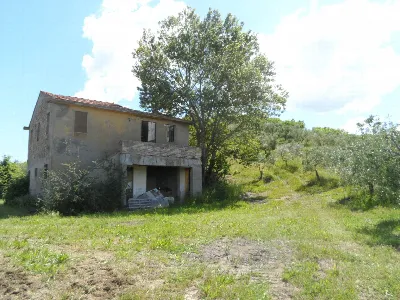 Rustico/Casale in vendita a Carassai - foto 2