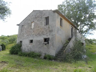 Rustico/Casale in vendita a Carassai - foto 3