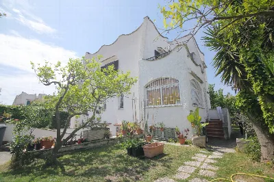Villa in vendita a Anzio - foto 1