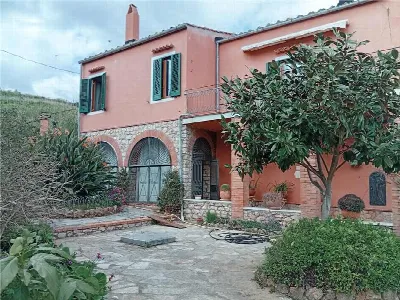 Villa a Porto Azzurro