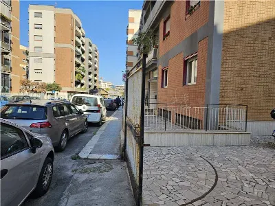 Ufficio in vendita a Bari, Picone, carrass... - foto 4