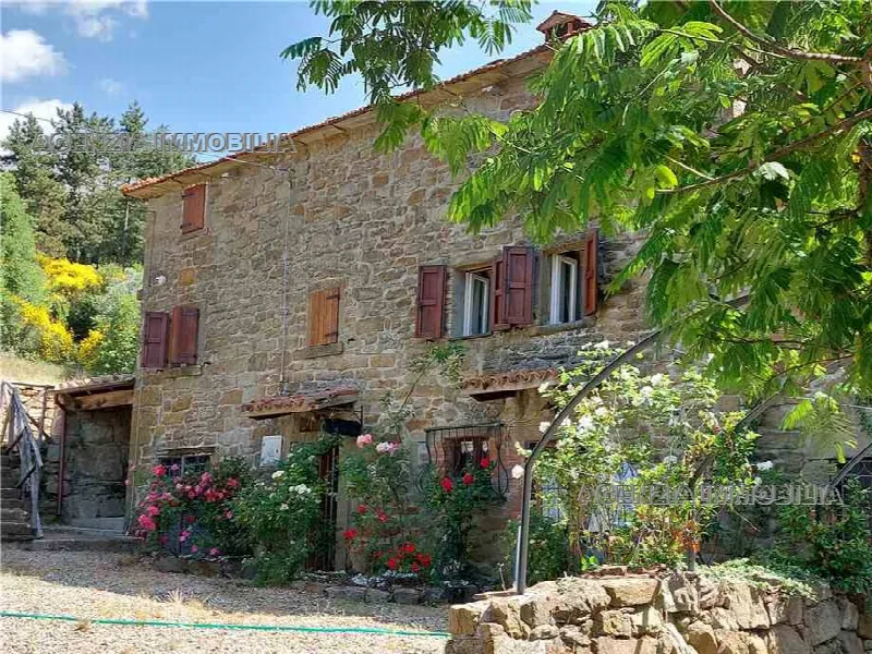 Rustico/Casale in vendita ad Arezzo, Palazzo Del Pero, Santa Maria Alla Rassinata - foto 1