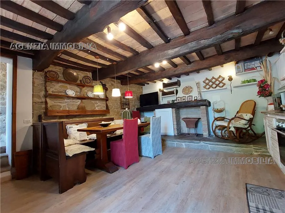Rustico/Casale in vendita ad Arezzo, Palazzo Del Pero, Santa Maria Alla Rassinata - foto 4