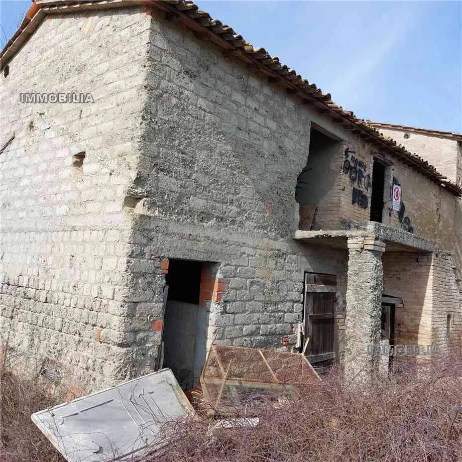 Rustico/Casale in vendita a Citerna - foto 3