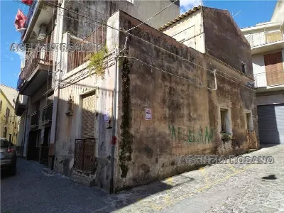 Villa a Biancavilla