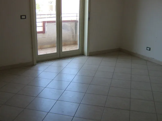 Palazzo/Stabile in vendita ad Adrano - foto 2