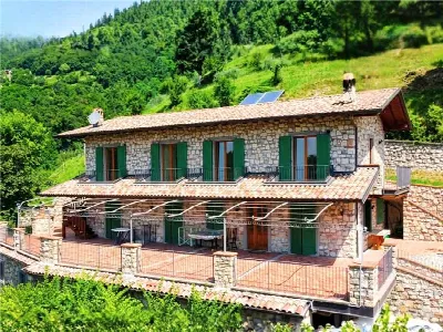Palazzo/Stabile a Adrara San Martino