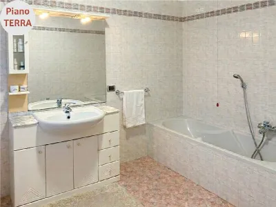 Palazzo/Stabile in vendita a Adrara San Ma... - foto 9