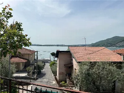 Palazzo/Stabile in vendita a Predore - foto 3