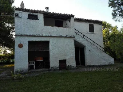 Rustico/Casale in vendita a Monterubbiano - foto 2