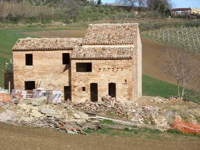 Rustico/Casale in vendita a Montedinove - foto 2