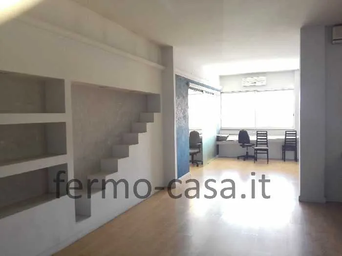 Ufficio in vendita a Porto Sant'Elpidio - foto 1