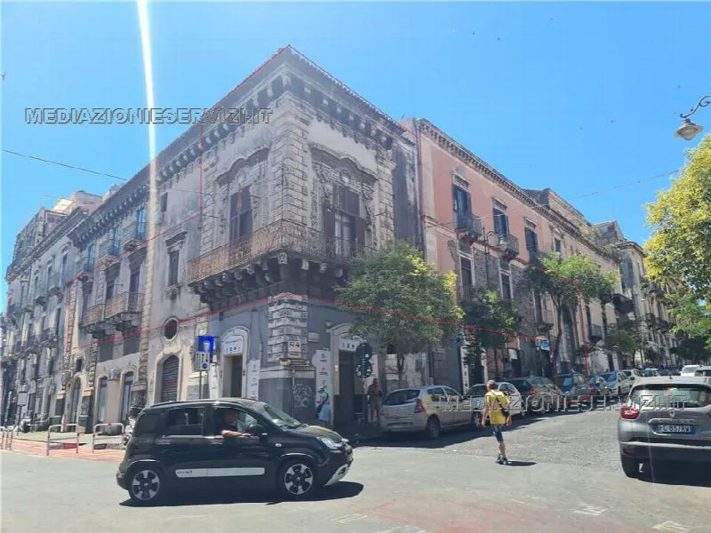 Palazzo/Stabile in vendita a Catania, Centro Storico, Porto - foto 1