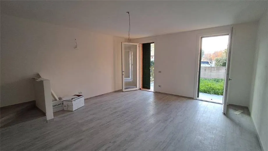 Villa in vendita a Mirandola - foto 2