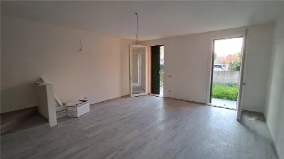 Villa in vendita a Mirandola - foto 2