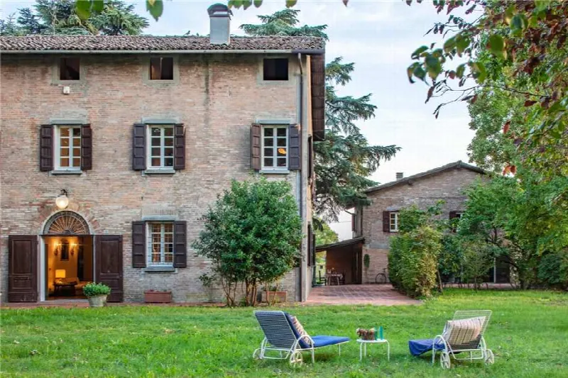 Rustico/Casale in vendita a Cento - foto 1