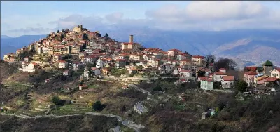 Rustico/Casale in vendita a Bajardo - foto 9