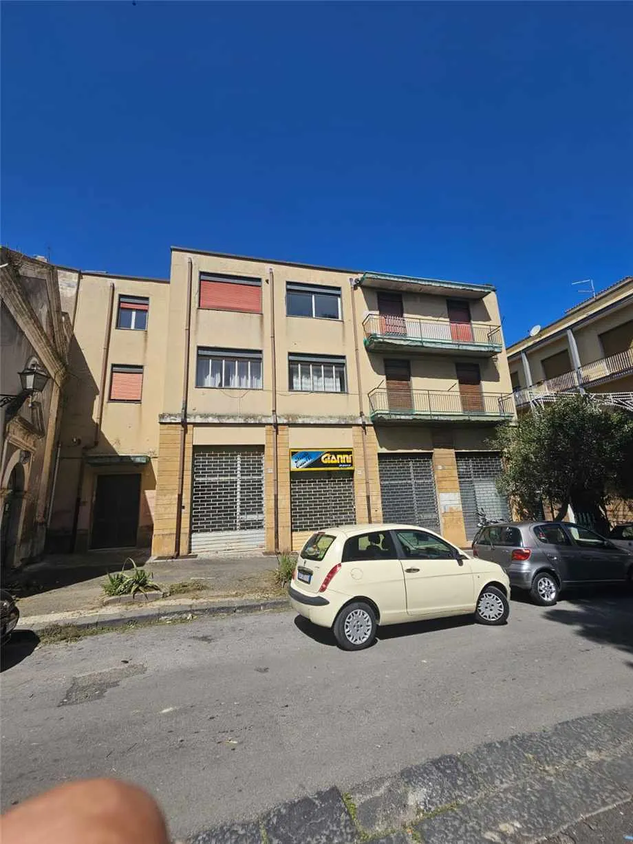 Palazzo/Stabile in vendita a Lentini - foto 4
