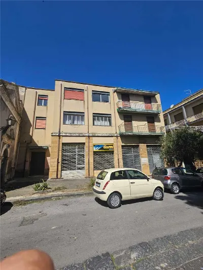 Palazzo/Stabile in vendita a Lentini - foto 4