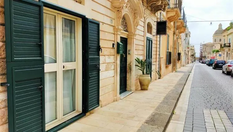 Palazzo/Stabile in vendita a Noto - foto 5