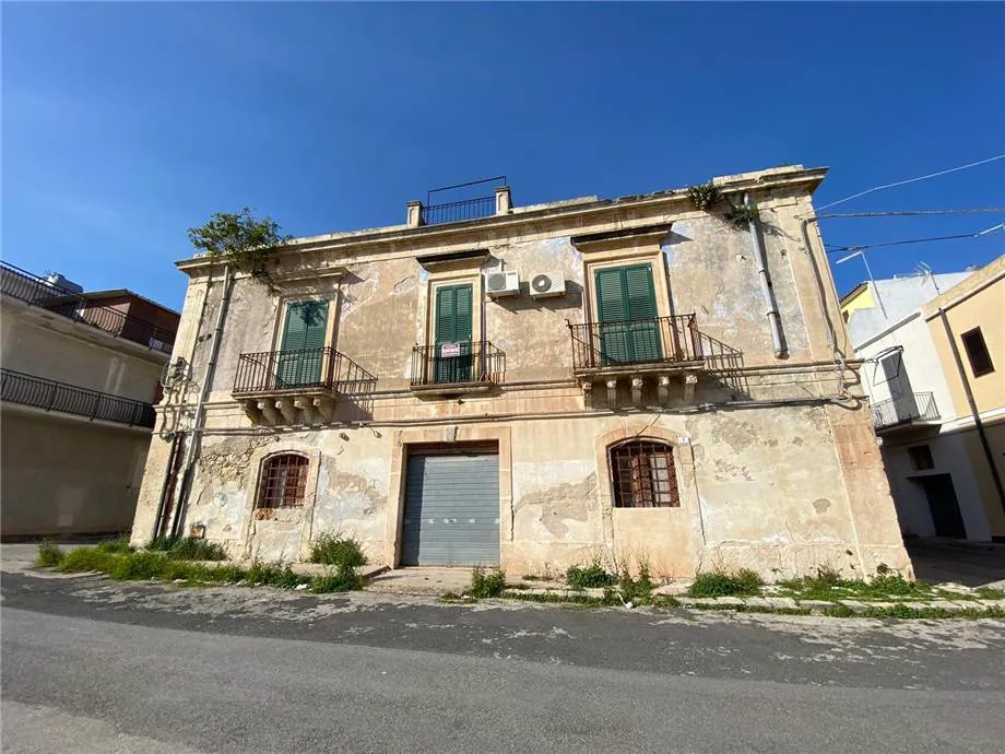 Palazzo/Stabile in vendita ad Avola - foto 2