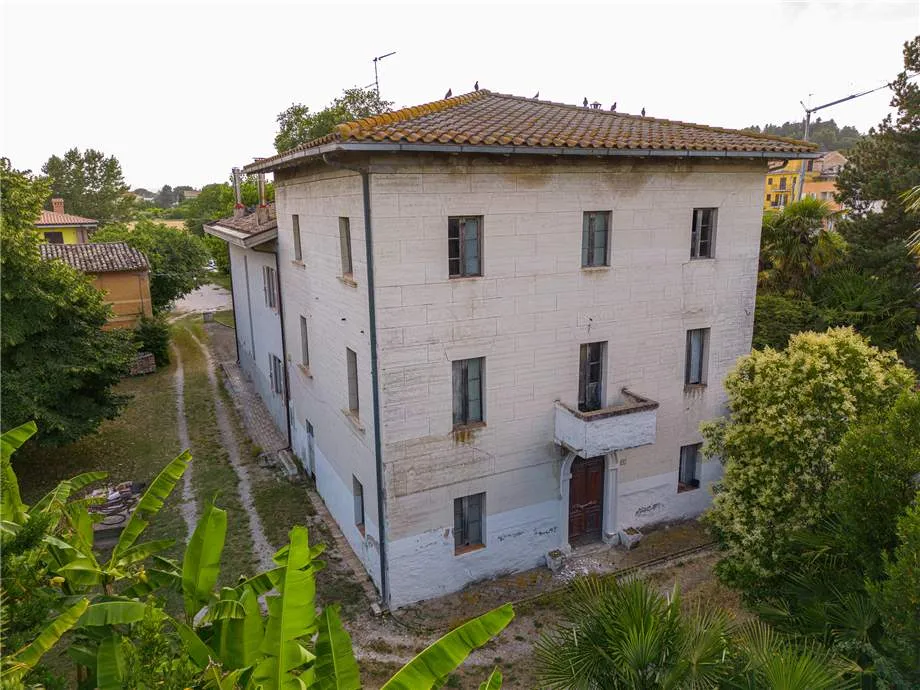 Rustico/Casale in vendita a Treia - foto 3