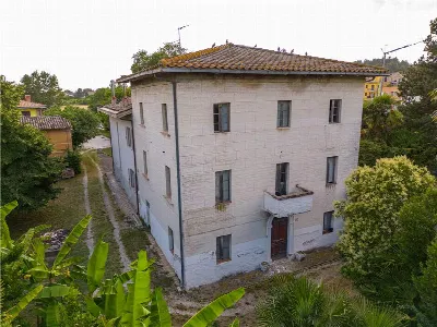 Rustico/Casale in vendita a Treia - foto 3