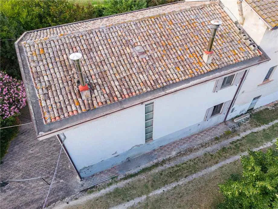 Rustico/Casale in vendita a Treia - foto 4