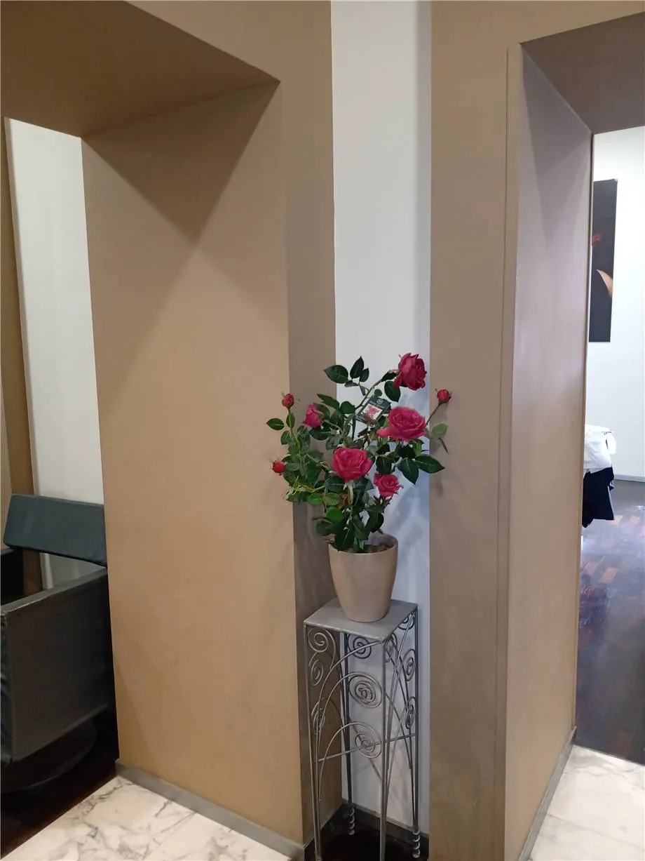 Ufficio in vendita a Latina, Centro, Centro Storico, Nicolosi - foto 2
