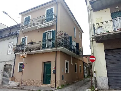 Villa a Pontecorvo