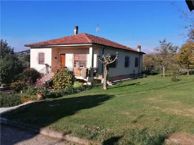 Villa a Pontecorvo